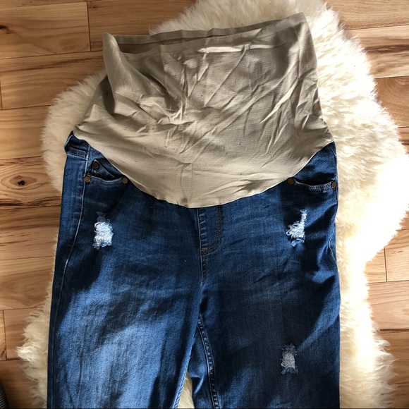 Distressed Maternity Denim Jeans - Picture 3 of 6